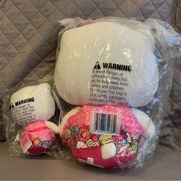 NWT hello kitty cafe plushie set - Picture 3 of 5